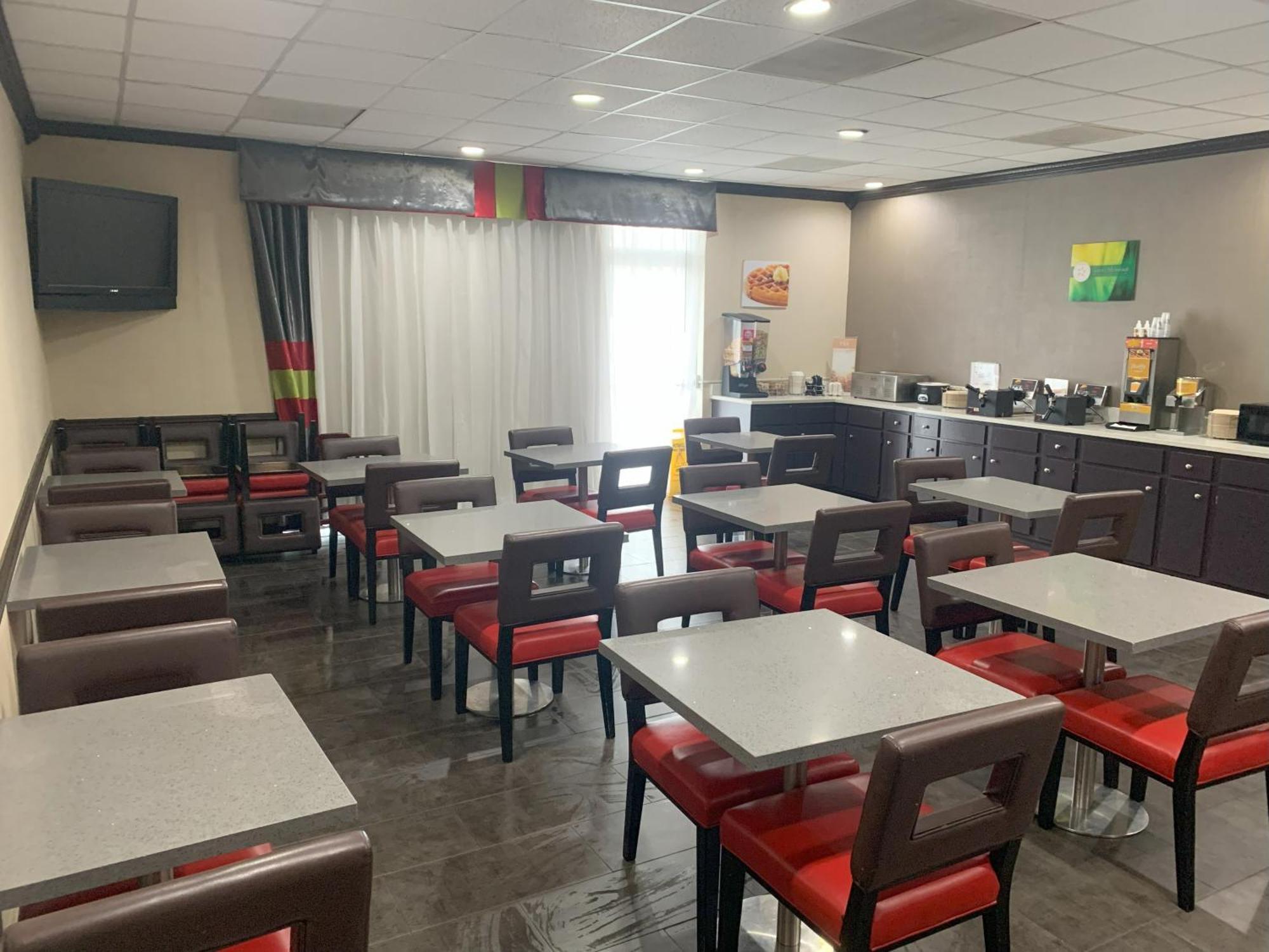 Quality Inn & Suites Hardeeville - Savannah North Екстериор снимка